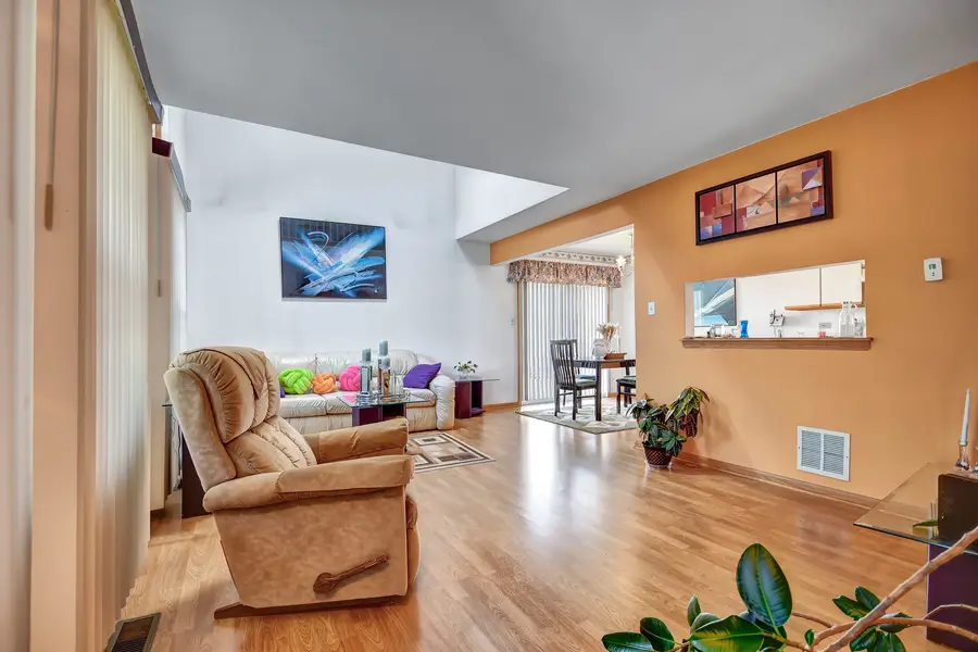 7420 Maple Drive, Justice, IL 60458 - #3