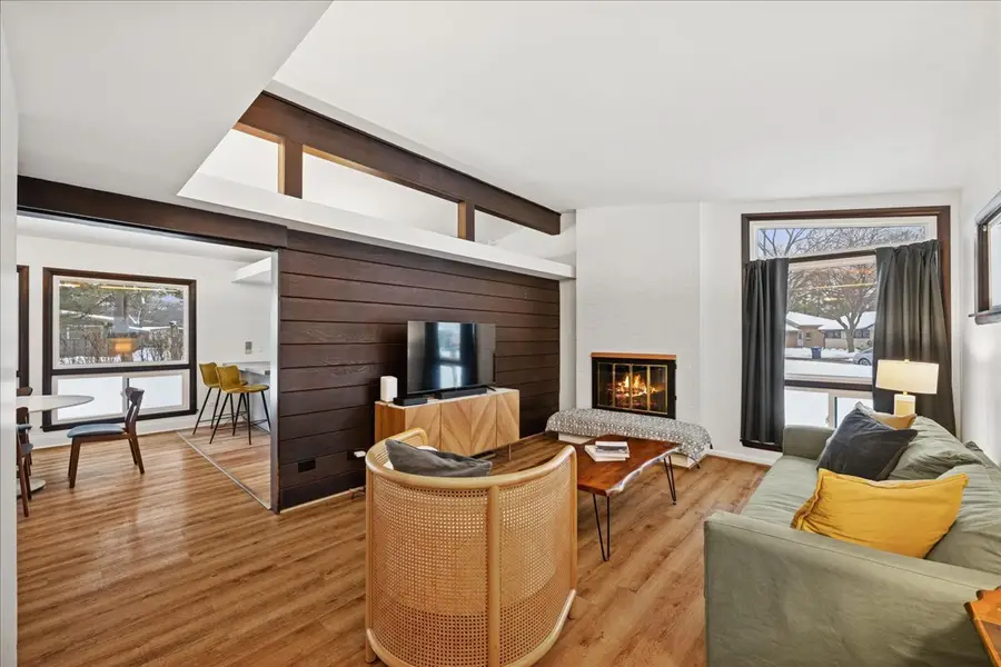 908 Holmes Avenue, Deerfield, IL 60015 - Image #3