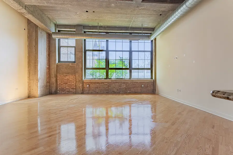 3963 W Belmont Avenue #117, Chicago, IL 60618 - Image #2