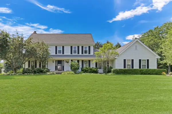 17533 W Mill Creek Crossing Drive, Gurnee, IL 60031