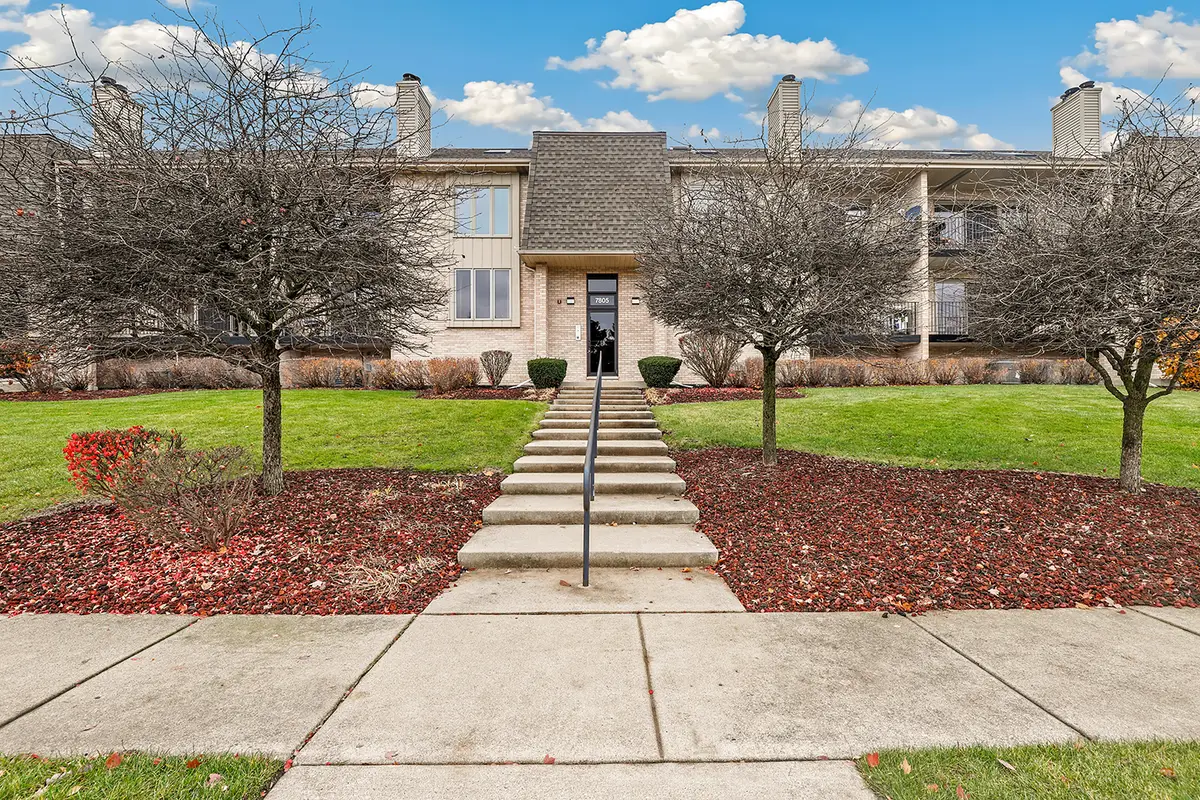7805 W 157th Street #2S, Orland Park, IL 60462 - Image #1