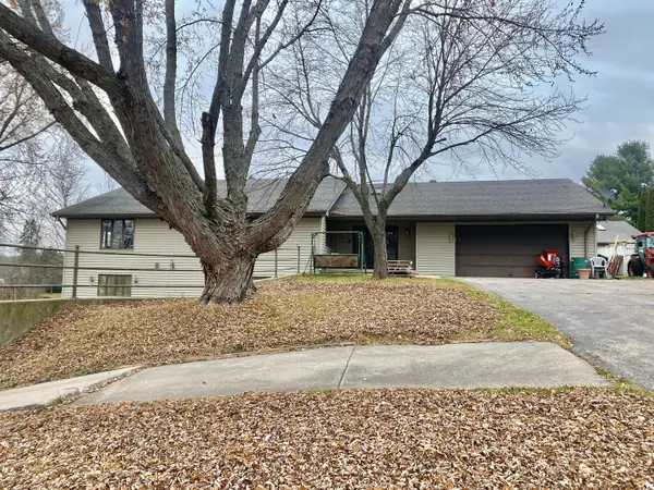 19420 Frank Court, Woodstock, IL 60098