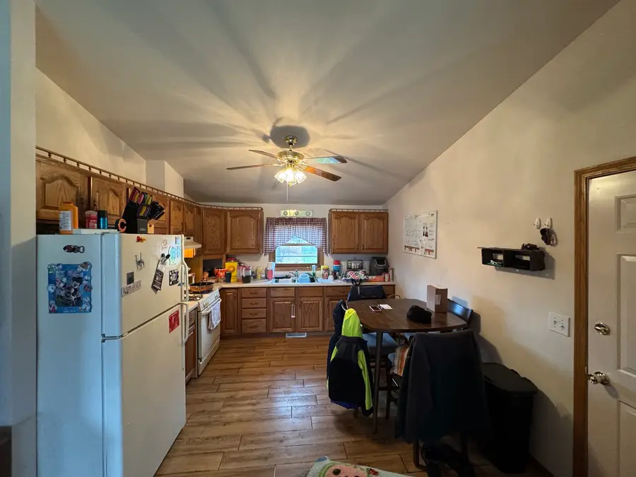 303 W Pieronnet Street #303-305, Amboy, IL 61310 - Image #3