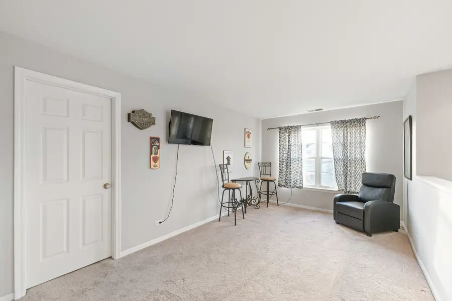 32802 Fowler Circle, Warrenville, IL 60555 - Image #3