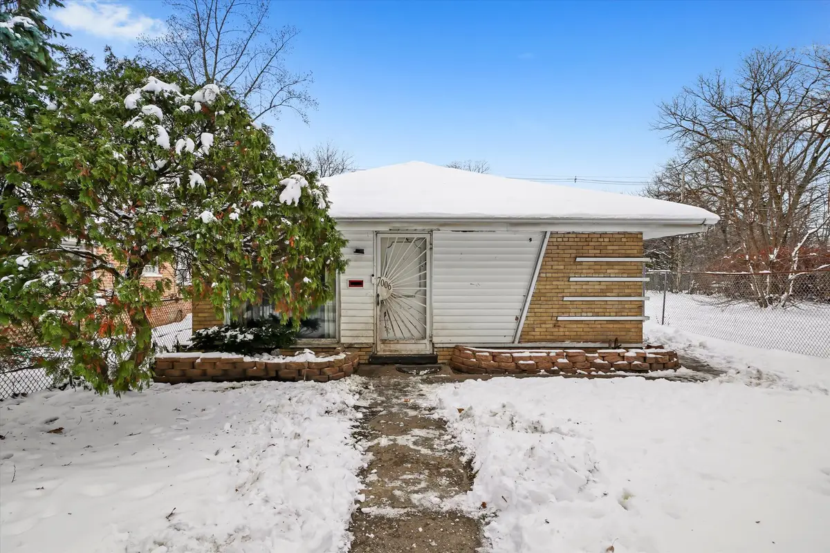 7006 S Woodlawn Avenue, Chicago, IL 60637 - Image #1