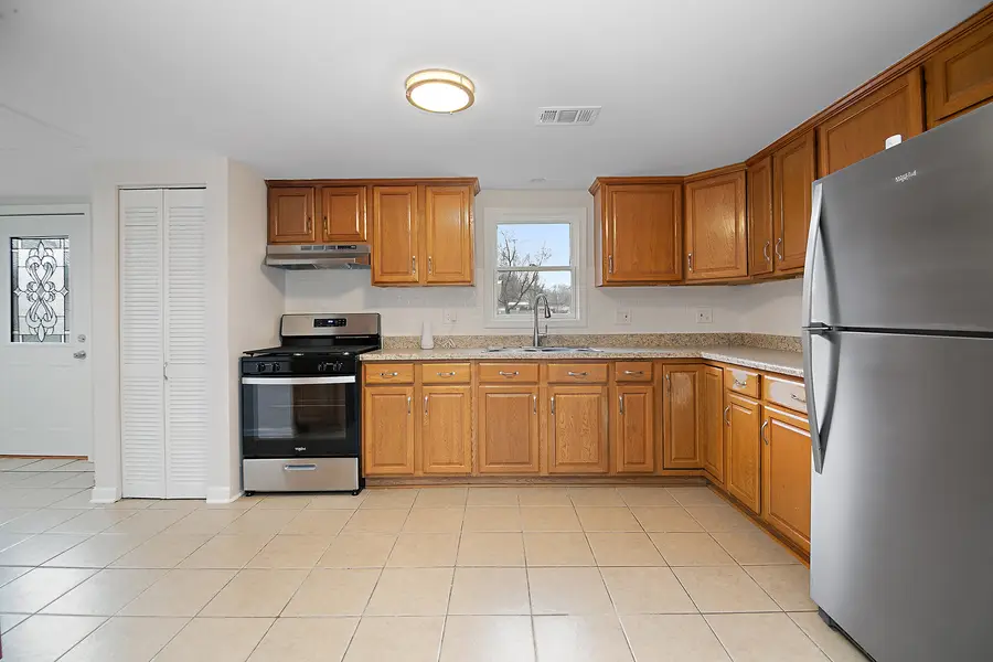 749 W New Monee Road, Crete, IL 60417 - Image #3