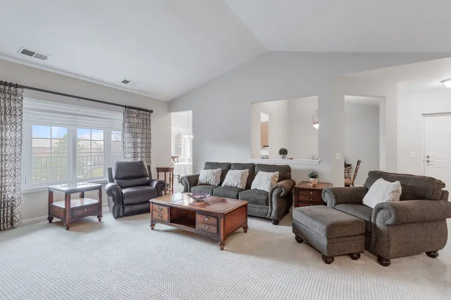 13128 Timber Trail #302, Palos Heights, IL 60463 - Image #3