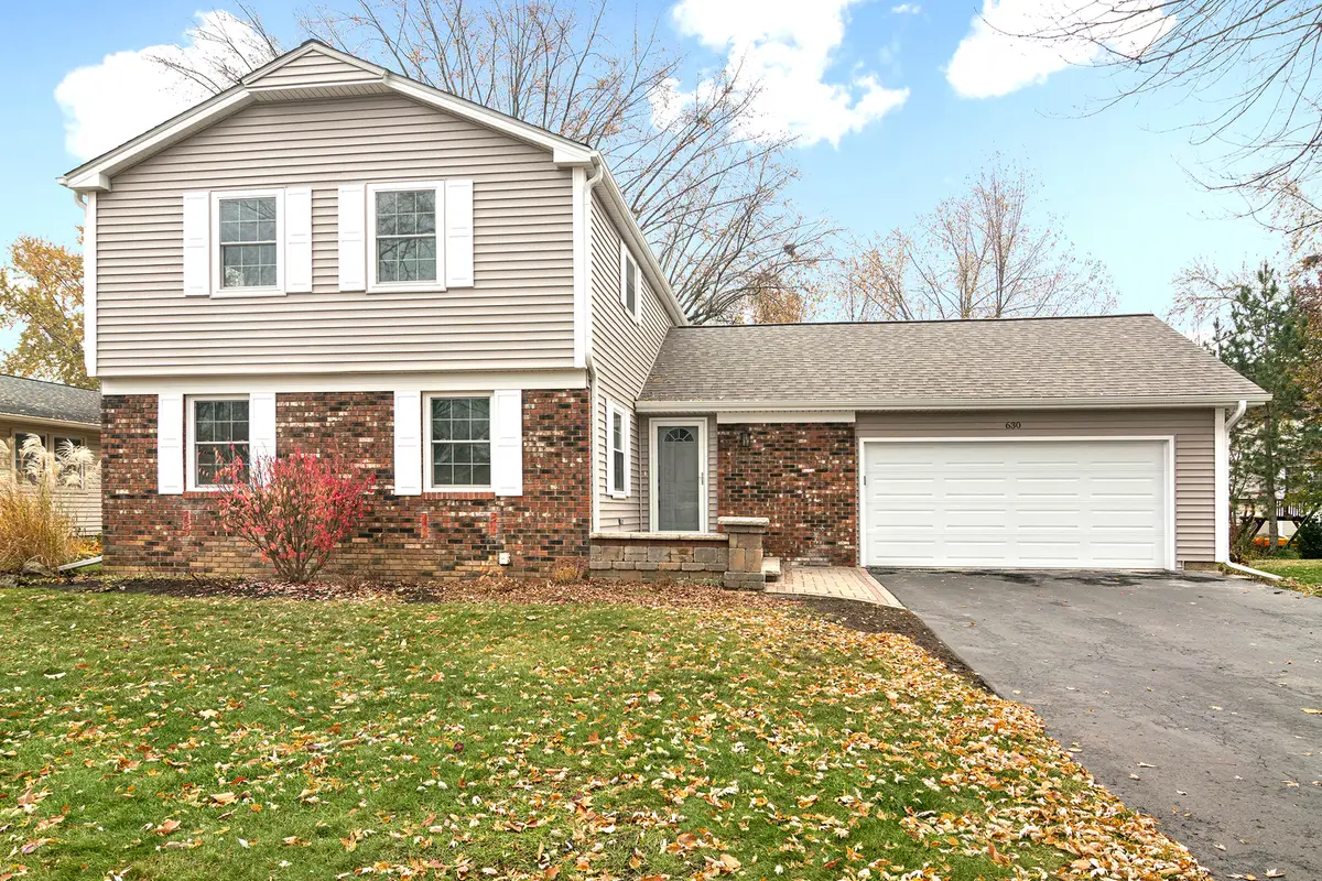 630 Woodhollow Lane, Buffalo Grove, IL 60089 - Image #1