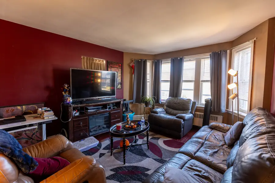 1626 S Home Avenue, Berwyn, IL 60402 - Image #2