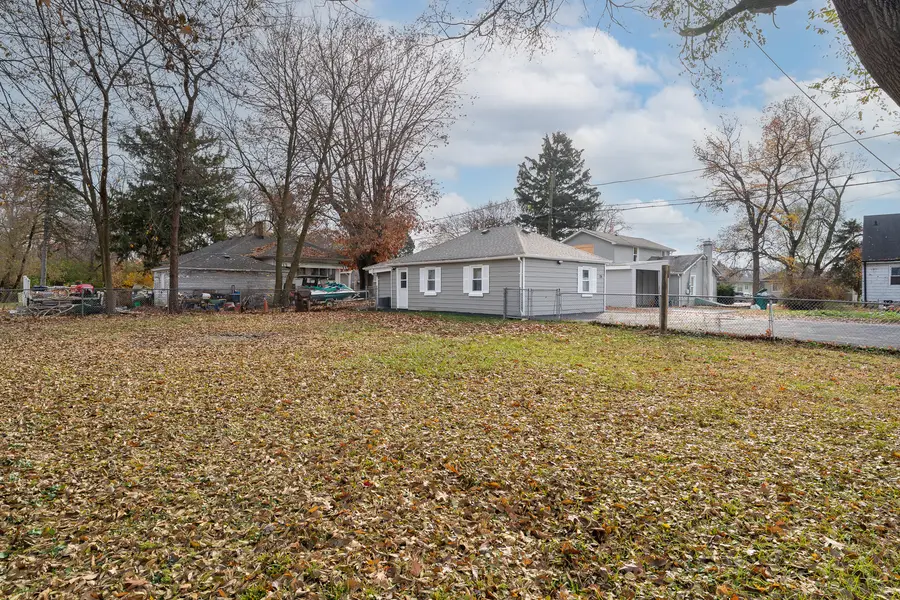 24 NE Circle Drive, Joliet, IL 60433 - Image #3