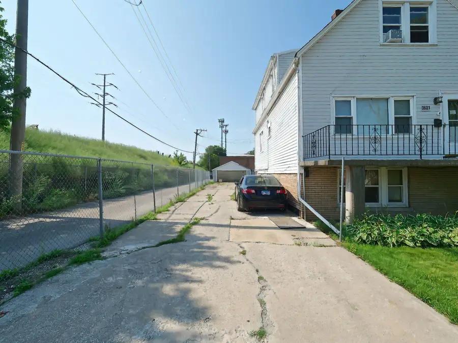 3601 W 58th Place, Chicago, IL 60629 - Image #3