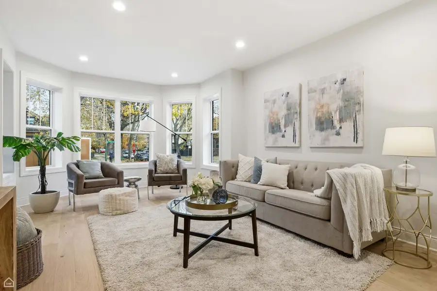 Address Withheld By Seller, Chicago, IL 60625 - Image #2