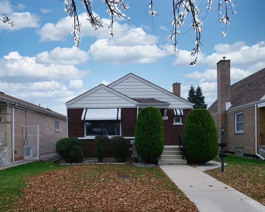 5251 S Hamlin Avenue, Chicago, IL 60632 - Image #2