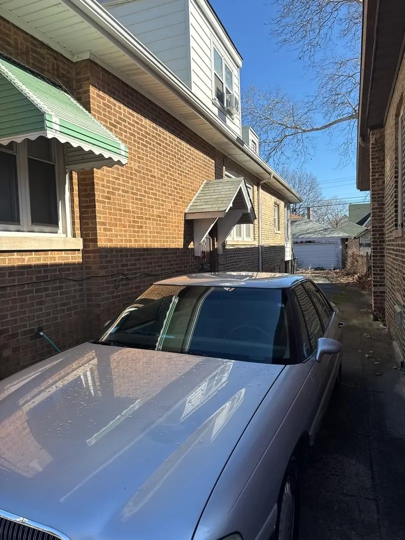 8121 S Jeffery Boulevard, Chicago, IL 60617 - Image #2