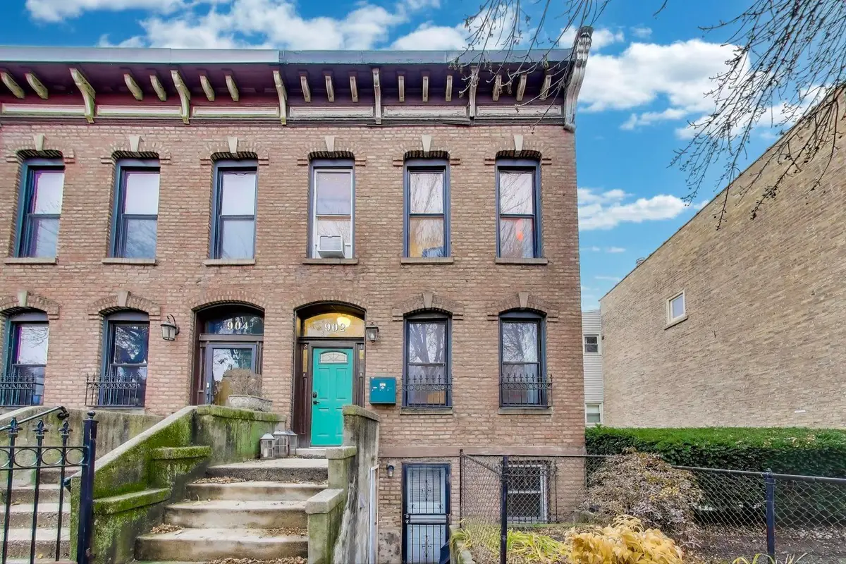 902 S Claremont Avenue, Chicago, IL 60612 - Image #1
