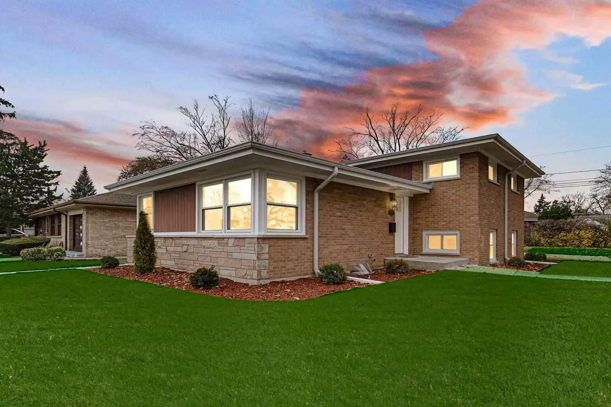 1845 Everett Avenue, Des Plaines, IL 60018 - Image #1
