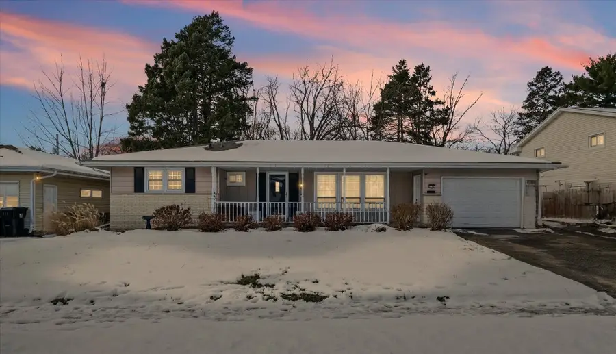 315 Oakdale Avenue, Normal, IL 61761 - Image #2