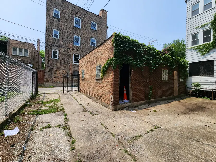 7952 S Langley Avenue, Chicago, IL 60619 - Image #3