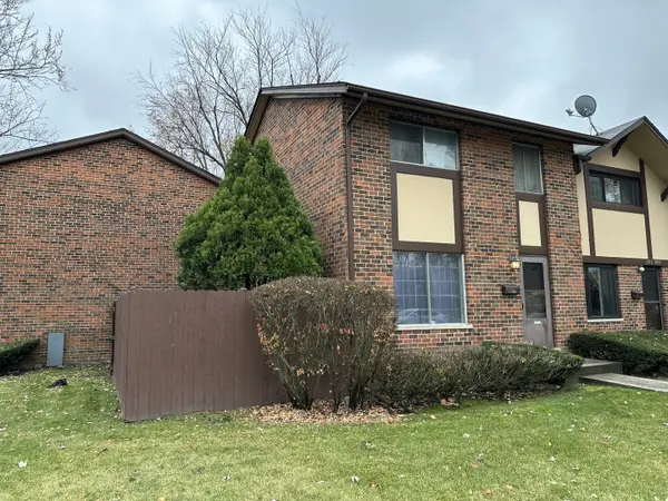 18W085 14th Street, Villa Park, IL 60181