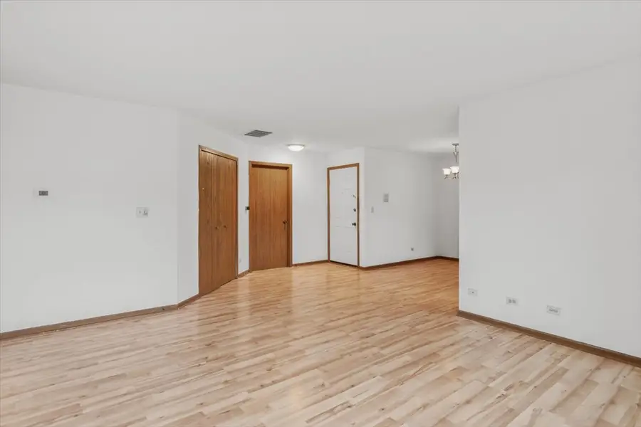 2337 Worthing Drive #102A, Naperville, IL 60565 - Image #3