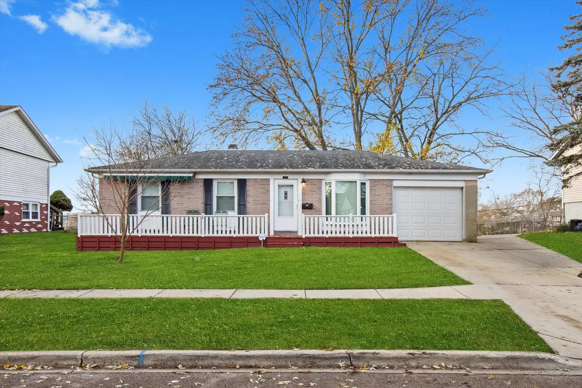 228 Kosan Circle, Streamwood, IL 60107 - Image #1