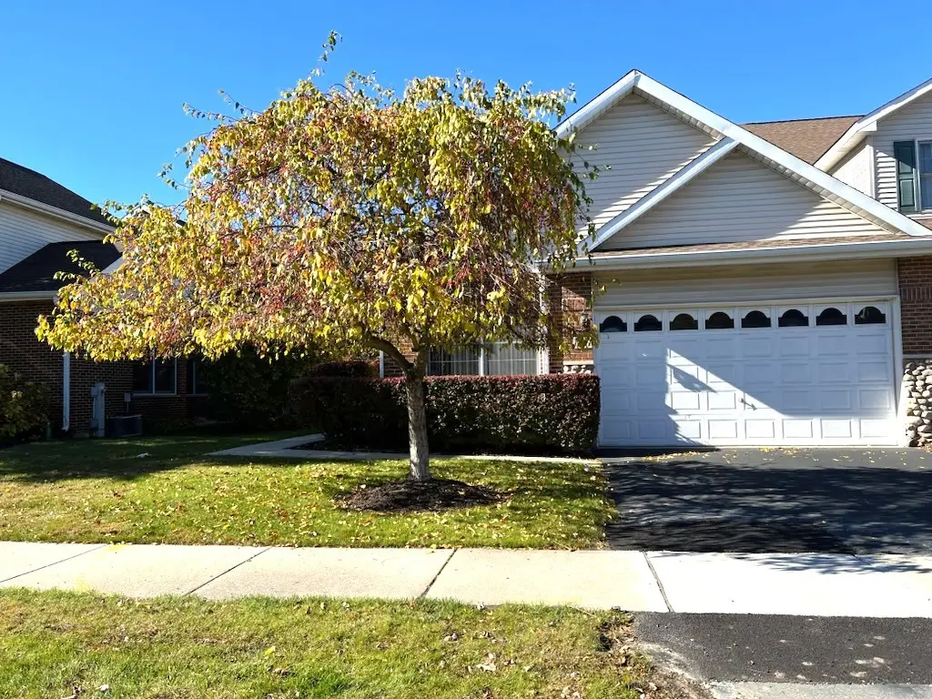 11022 Deblin Lane, Oak Lawn, IL 60453 - Image #1