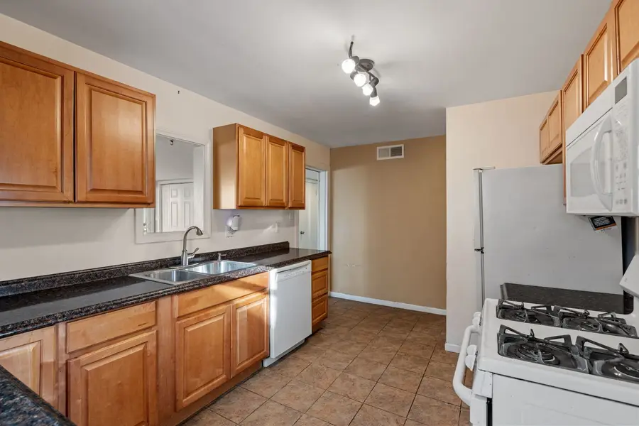 307 N Jackson Street, Gardner, IL 60424 - Image #3