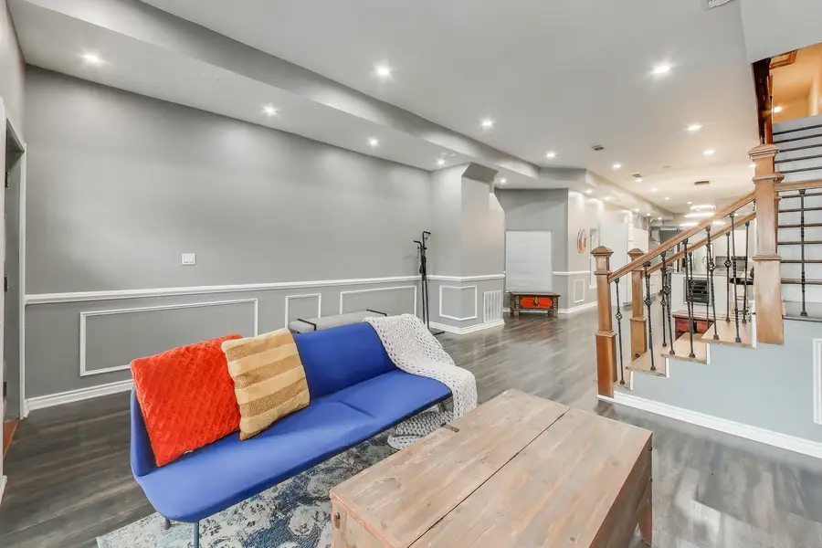 4049 S Indiana Avenue, Chicago, IL 60653 - Image #2