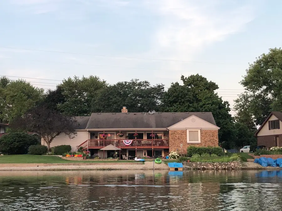 2830 S Briarwood Drive, Arlington Heights, IL 60005 - Image #3