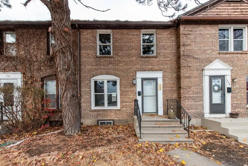 308 W Greenwood Avenue, Waukegan, IL 60087 - Image #1
