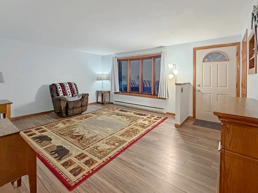 2003 Eagle Drive, Freeport, IL 61032 - Image #2