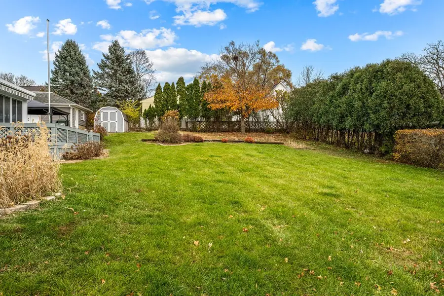 142 Cottage Avenue, Carpentersville, IL 60110 - #2