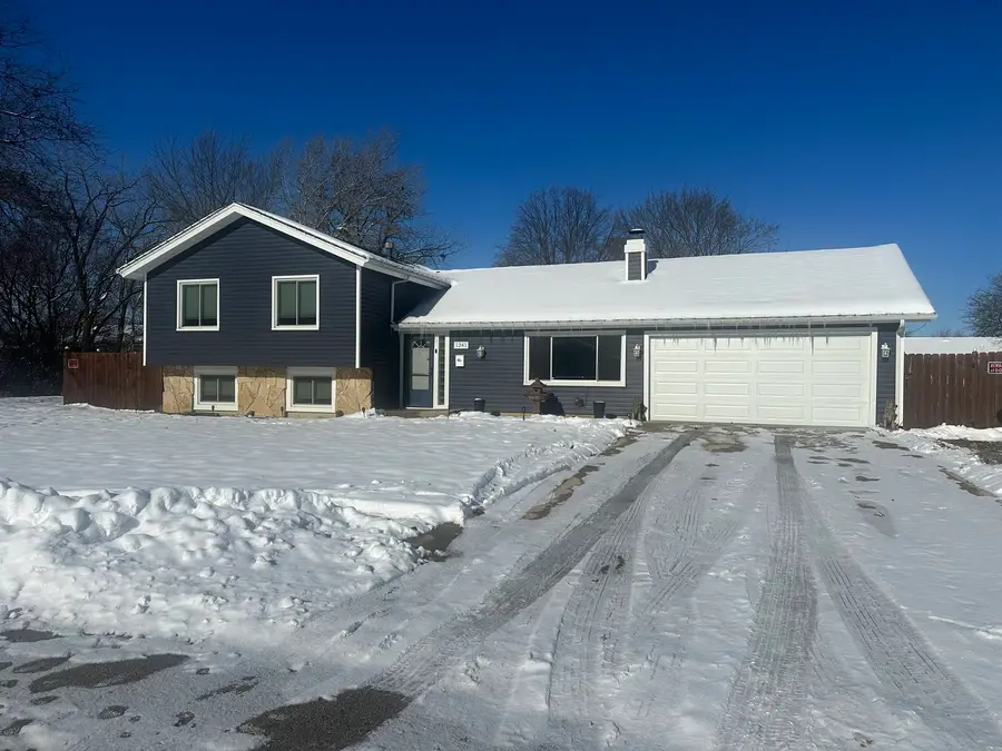 Address Withheld By Seller, Hanover Park, IL 60133 - Image #2