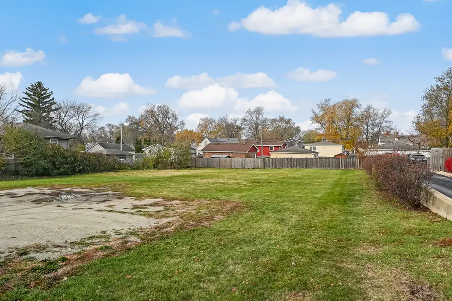 3918 N Cass Avenue, Westmont, IL 60559 - Image #2