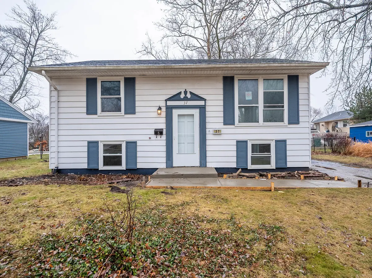 37 N Cedar Lane, Glenwood, IL 60425 - #1