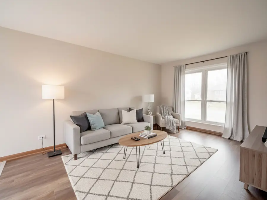 37 N Cedar Lane, Glenwood, IL 60425 - #3