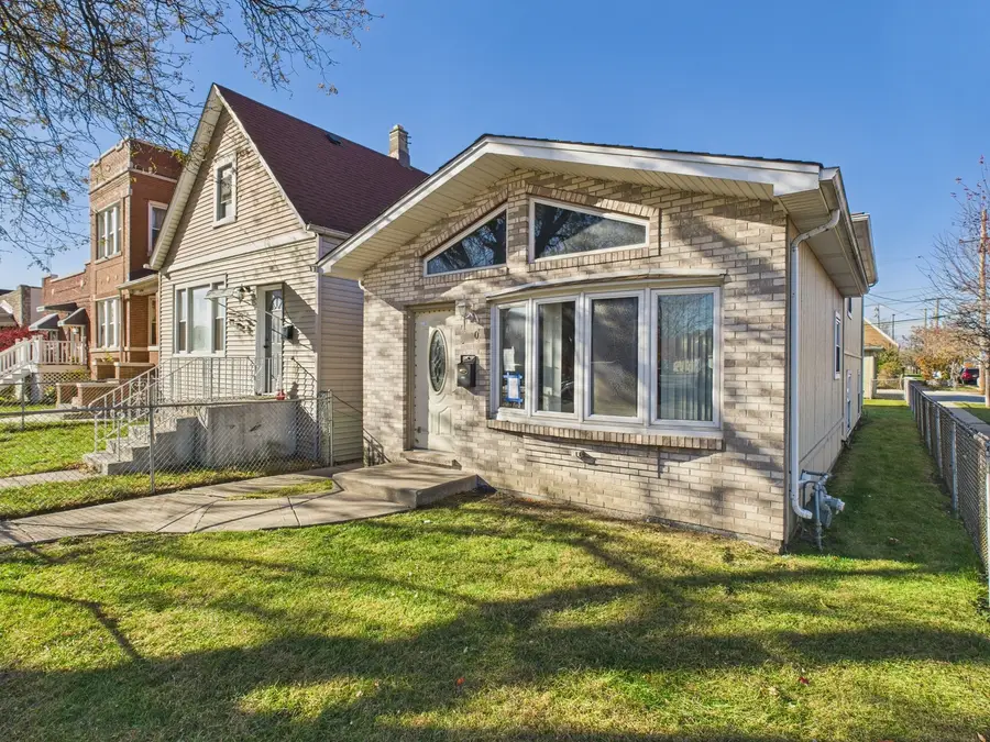 3200 S 54th Avenue, Cicero, IL 60804 - #2