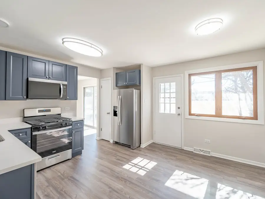 239 E 165th Street, South Holland, IL 60473 - #3