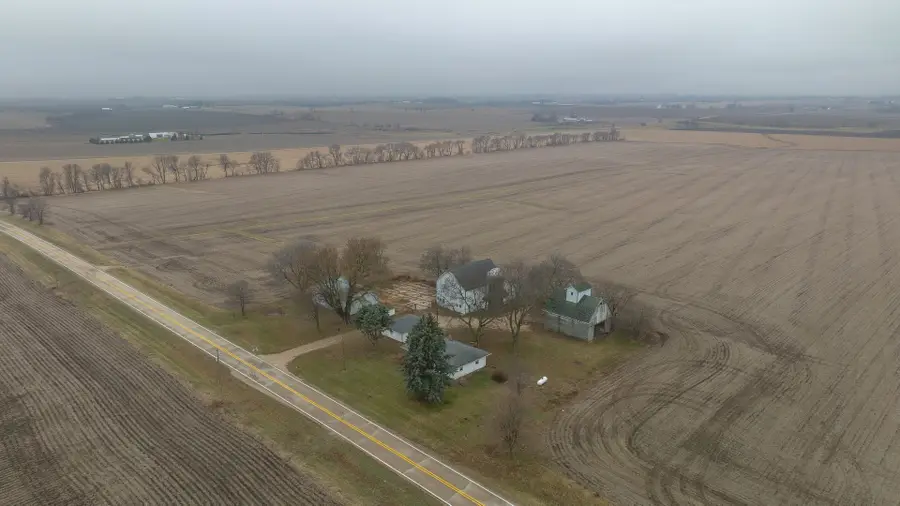 2610 S Klinger Road, Pecatonica, IL 61063 - Image #2