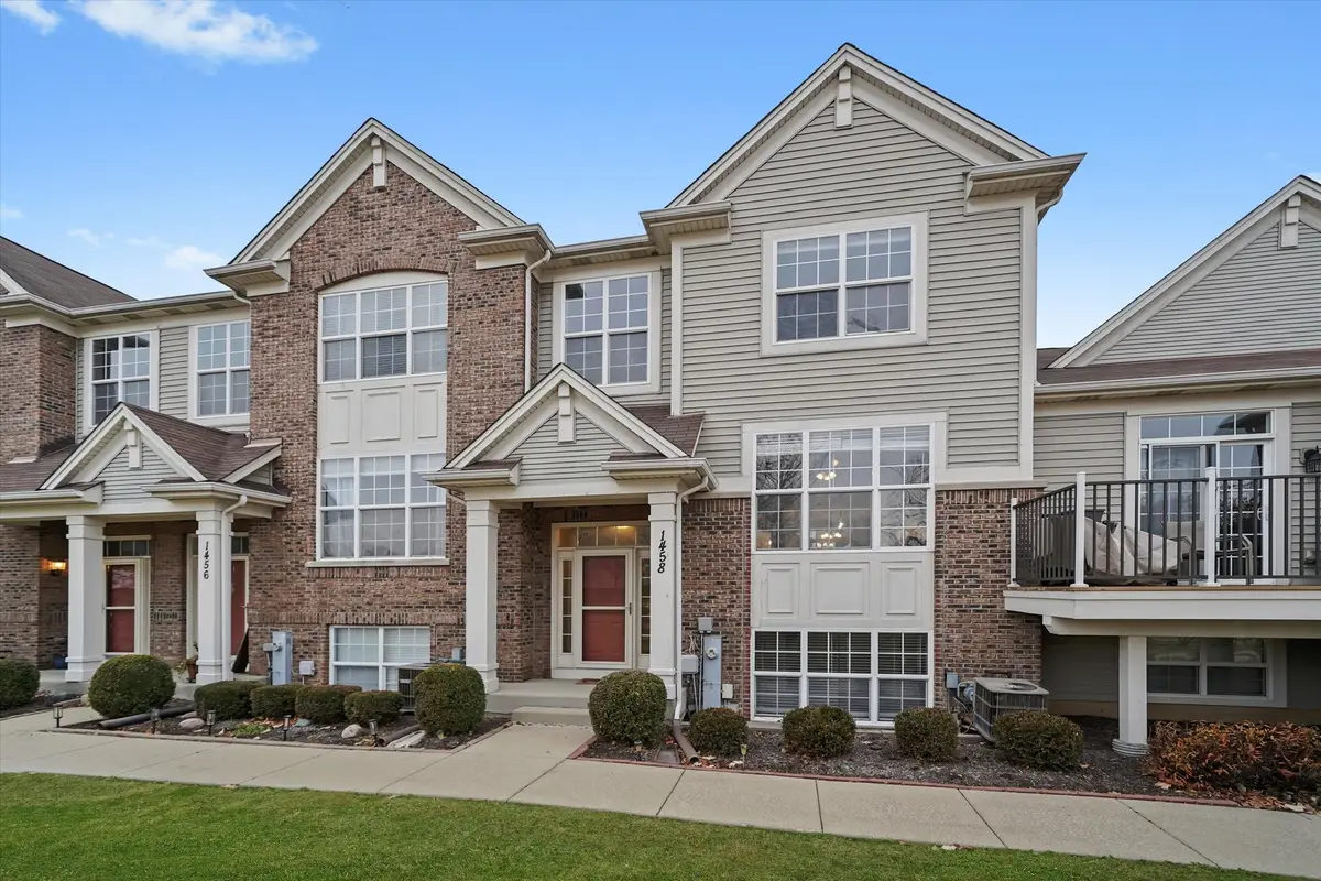1458 Deer Pointe Drive, South Elgin, IL 60177 - Image #1