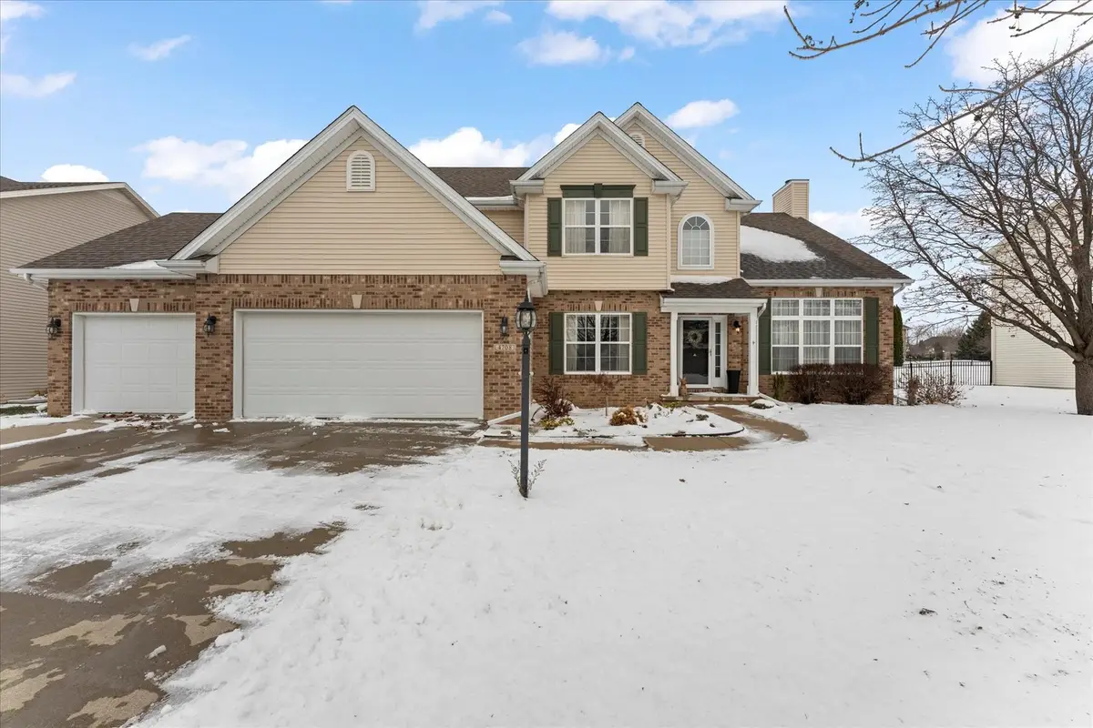 4708 Horse Creek Drive, Champaign, IL 61822 - Image #1