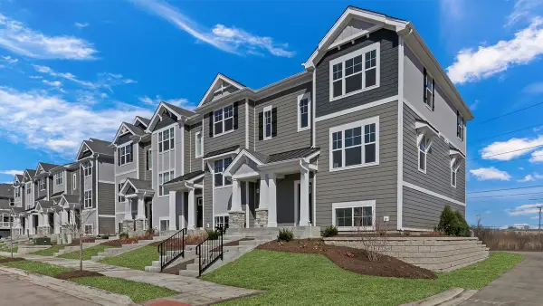 Address Withheld By Seller, Mundelein, IL 60060