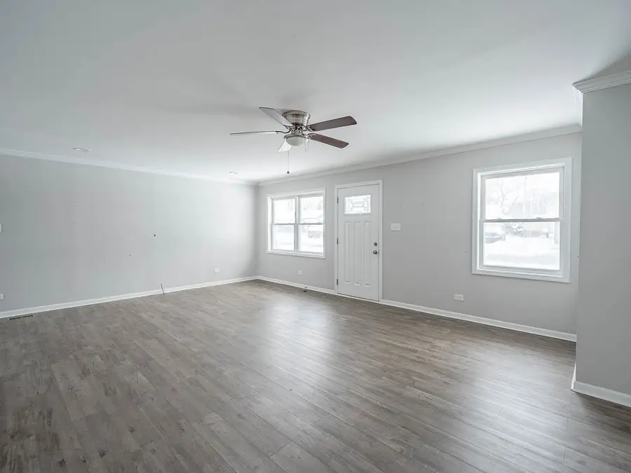 Address Withheld By Seller, Romeoville, IL 60446 - Image #2