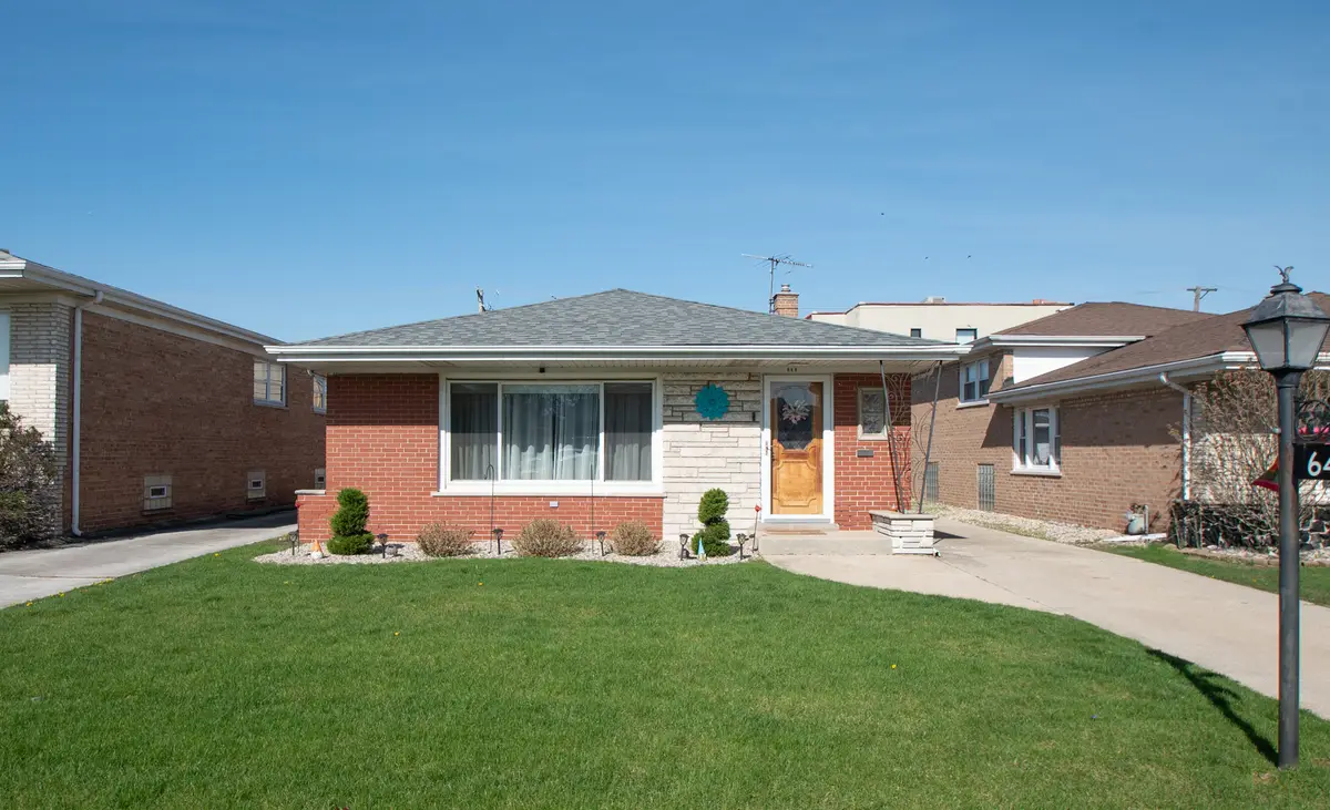 648 Saginaw Avenue, Calumet City, IL 60409 - #1