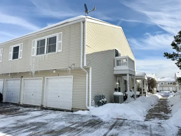 179 Rita Court #D, Bartlett, IL 60103