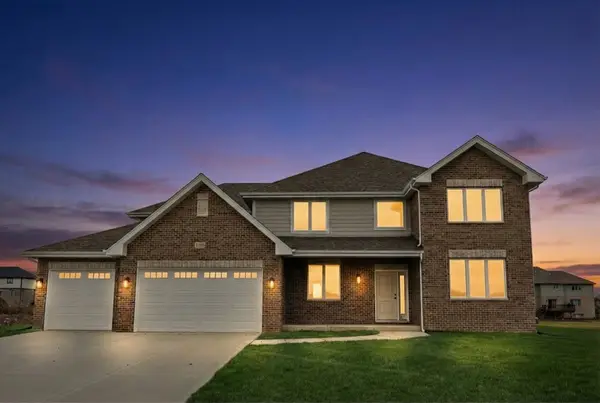 8195 Stanley Trail, Frankfort, IL 60423