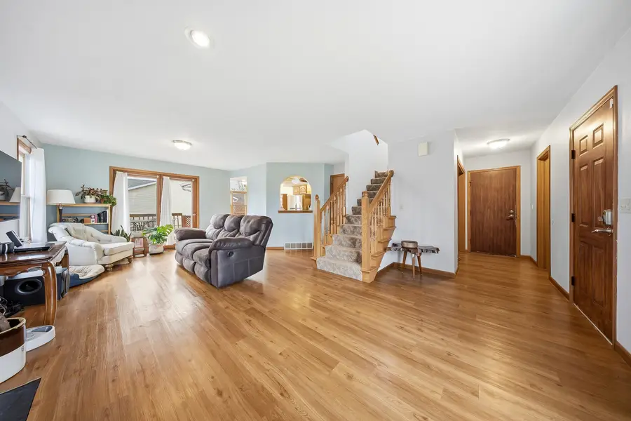 300 Forest Drive, Kirkland, IL 60146 - Image #2