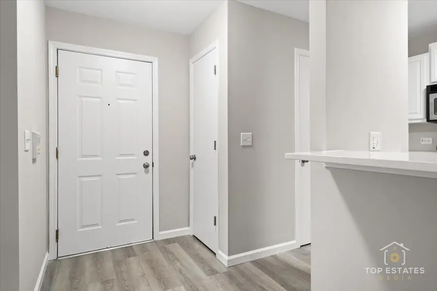 360 Leah Lane #1G, Woodstock, IL 60098 - Image #2