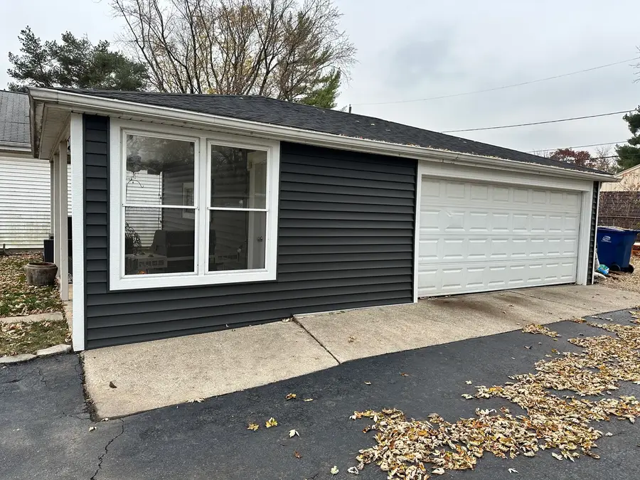 132 S Euclid Avenue, Villa Park, IL 60181 - Image #3