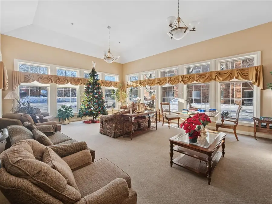 605 Barrington Avenue #350, East Dundee, IL 60118 - Image #3